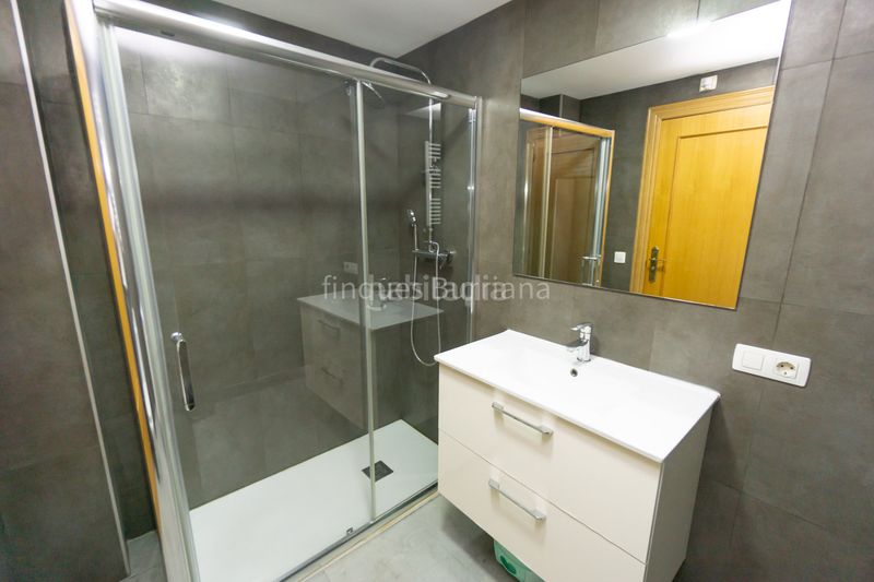 Foto ecb6b56c-4d70-488c-8b3f-ec421ba6b74c. Piso  de 3 dormitorios con garaje y vistas al parque santa bertavivienda situada en llombai, , junto al parque santa berta, en Burriana