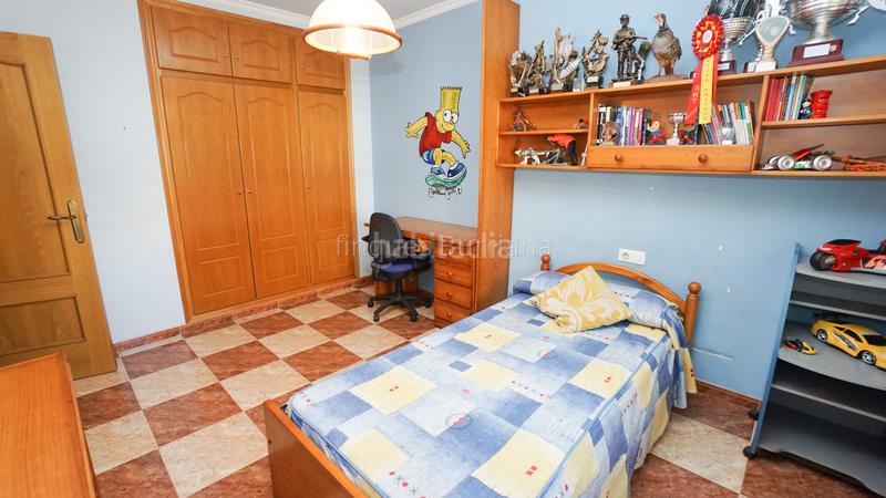 Foto 5d8eb0a8-29fc-42f9-b3e4-53d690ddf418. Chalet in Centro Burriana