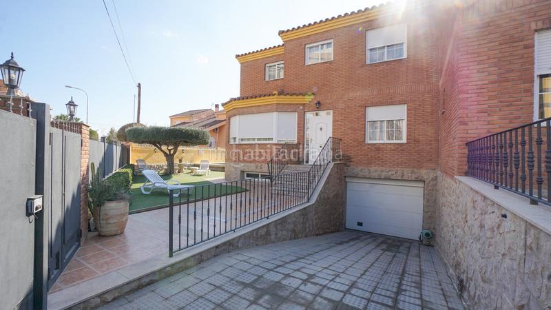 Foto a1a80f1c-9e93-42d2-b6e3-5f9c7abc6b22. Chalet in Centro Burriana