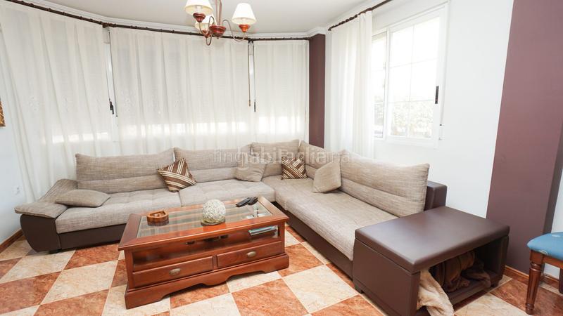 Foto ee93fab5-02c8-482e-9f2d-13a1f26dea52. Chalet in Centro Burriana