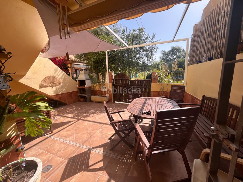 Foto 8f1589f9-5ab6-4506-92cb-4c6fe59281a8. Apartament amb aparcament piscina a Islantilla golf Islantilla