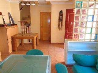 Xalet a Avenida del deporte 3. **chalet adosado en venta a solo 700 metros de la playa**