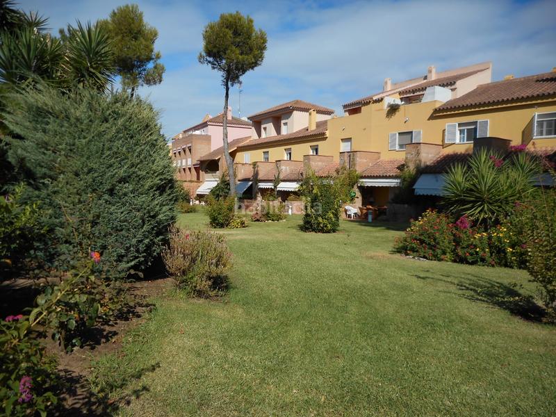 Foto f1d79432-4f99-435f-b1e2-be61e9168127. Apartament amb aparcament piscina a Islantilla golf Islantilla