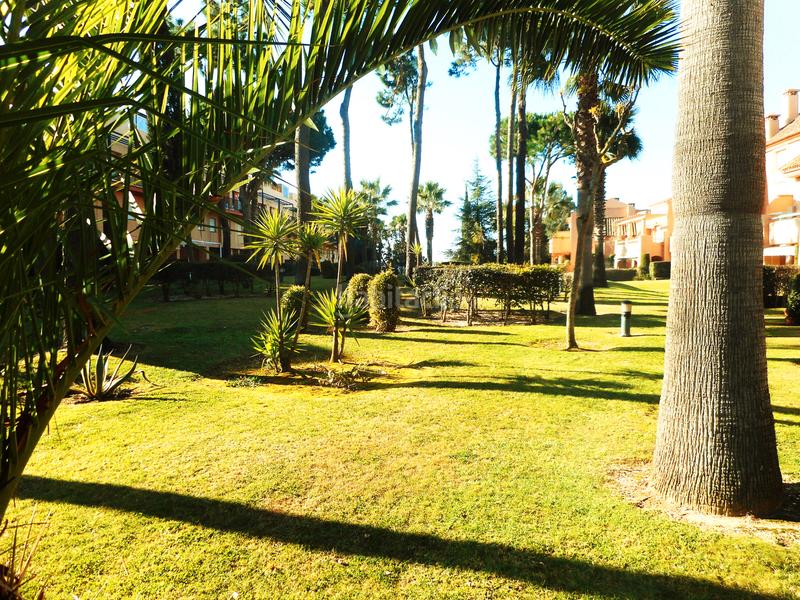 Foto daf1908e-3321-4cf8-9273-94d8427c6c4c. Casa adosada en avenida de las cumbres 26 vistas al mar en Islantilla