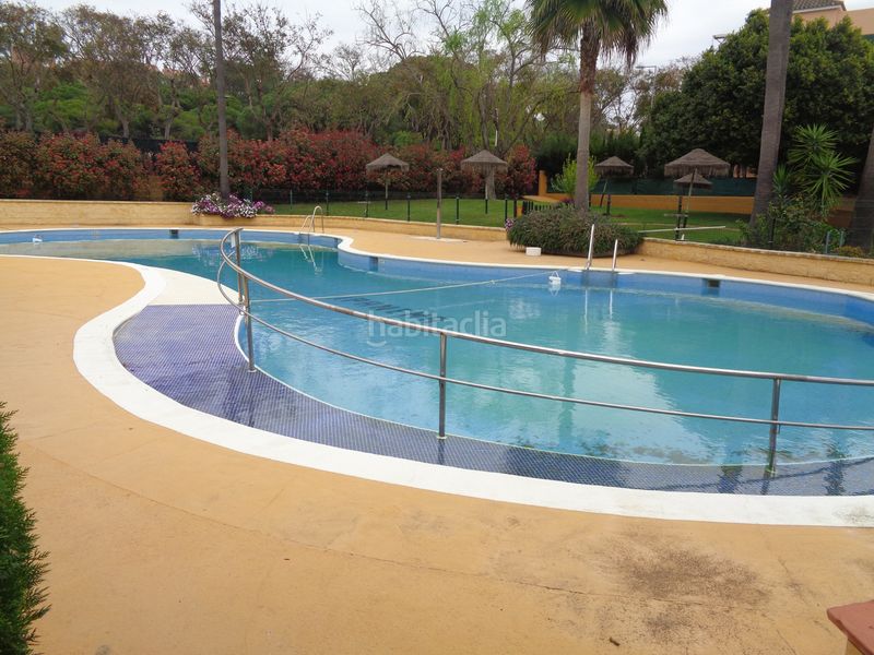 Foto 0a29b49a-7ea9-4c16-a78d-1984abc4b9b4. Apartamento en Islantilla costa Islantilla