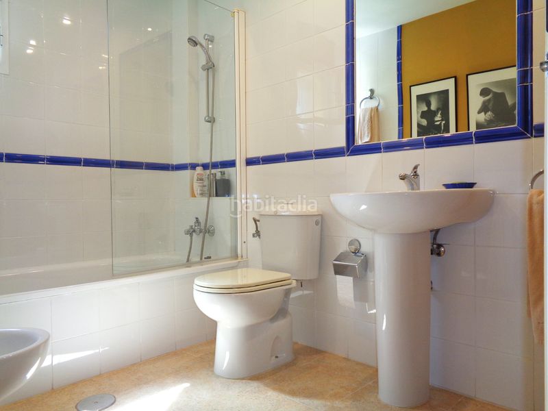 Foto 0d82d5d6-eba0-4b1e-aa7d-bb5ef7729730. Casa aparellada amb aparcament piscina a Islantilla golf Islantilla