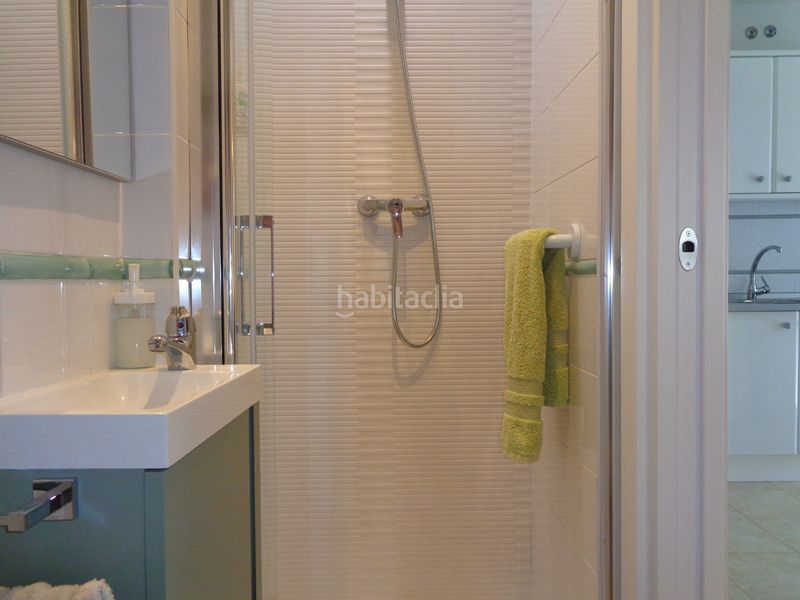 Foto 4b953f72-7399-4528-90ba-9ccef9ac8669. Casa aparellada amb aparcament piscina a Islantilla golf Islantilla