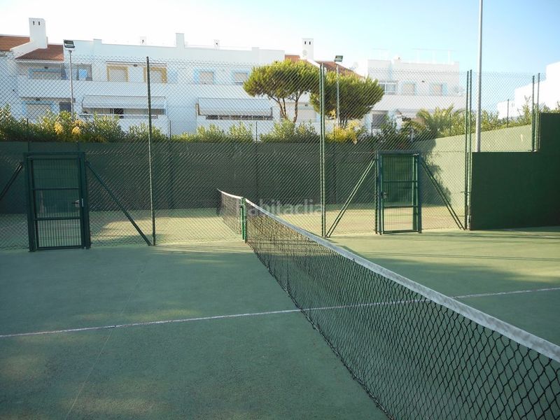 Foto 0eea326e-d345-4e53-99d3-4c465eb89653. Pis a paseo barranco del moro 9 a Islantilla golf Islantilla