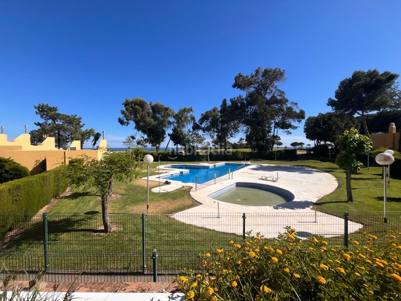 Foto 1a4a4647-f863-4cf9-b920-6857b48f89d9. Pis a paseo barranco del moro 9 a Islantilla golf Islantilla