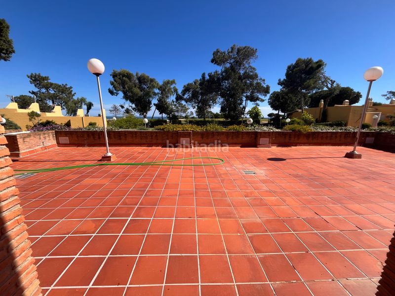 Foto 45066b9d-fdb4-4fc3-97fa-e3f86882e5d7. Pis a paseo barranco del moro 9 a Islantilla golf Islantilla