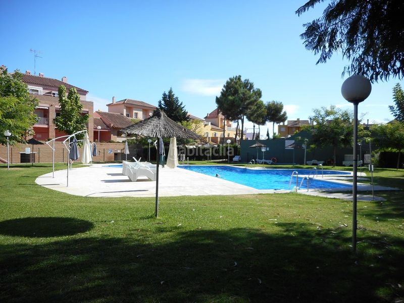 Foto c1d0b04b-ad18-4953-9463-b97f86b0ec55. Pis a paseo barranco del moro 9 a Islantilla golf Islantilla
