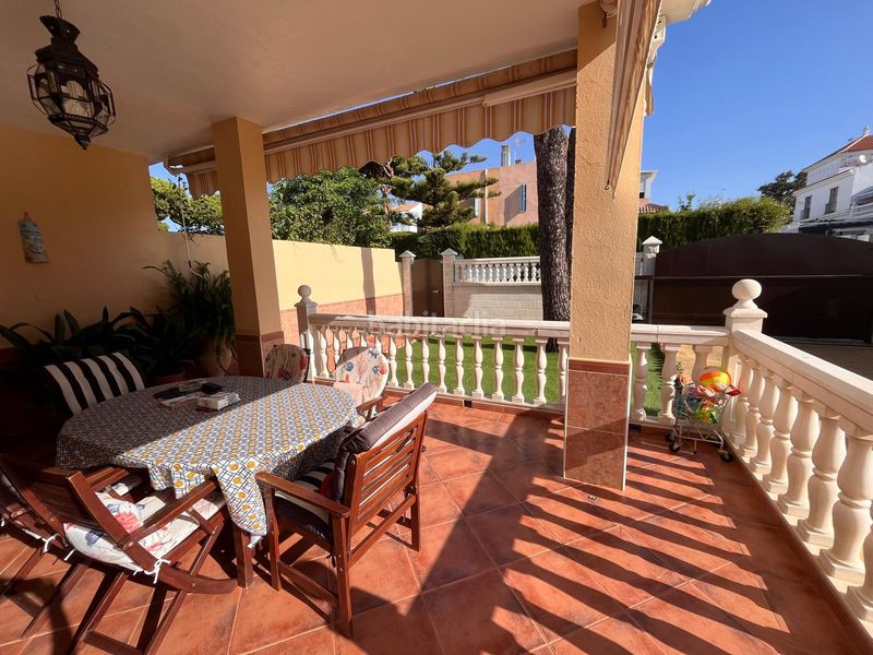 Foto b4ca05fc-ea3d-4d82-a3ca-49704f659669. Chalet en Urbasur Islantilla