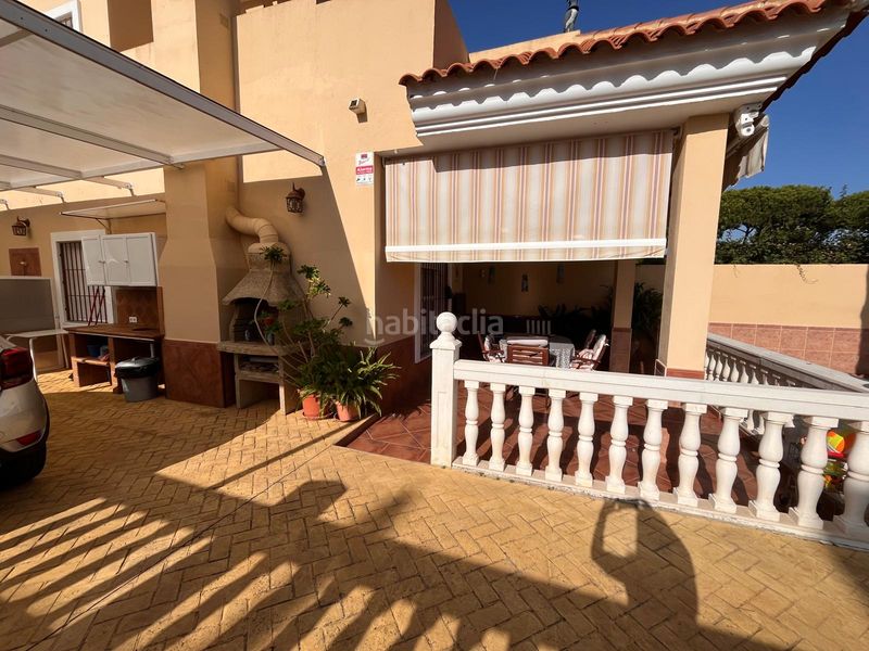 Foto bcefebdc-7760-42c5-9425-62d27240b5bc. Chalet en Urbasur Islantilla