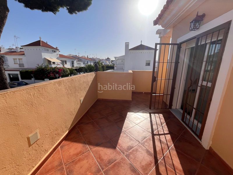 Foto e845f15c-acac-4930-8ee2-e1e4e394c8c1. Chalet en Urbasur Islantilla