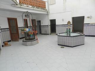 Casa a Centro ciudad. Casa para reformar en plaza alfonso xii