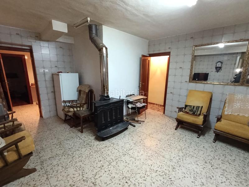 Foto 465b270e-8a74-4733-bbab-466107165de4. Haus mit heizung in Linarejos Linares