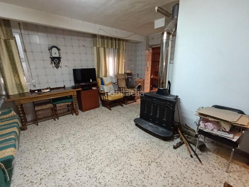 Foto 756bf3e4-32e3-4c6c-b9df-e94d8abe52c1. Haus mit heizung in Linarejos Linares