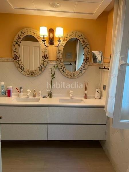 Foto 24e22452-8ec9-42f8-9f67-c74f9798741b. Casa amb calefacció piscina a Zona Hospital Linares