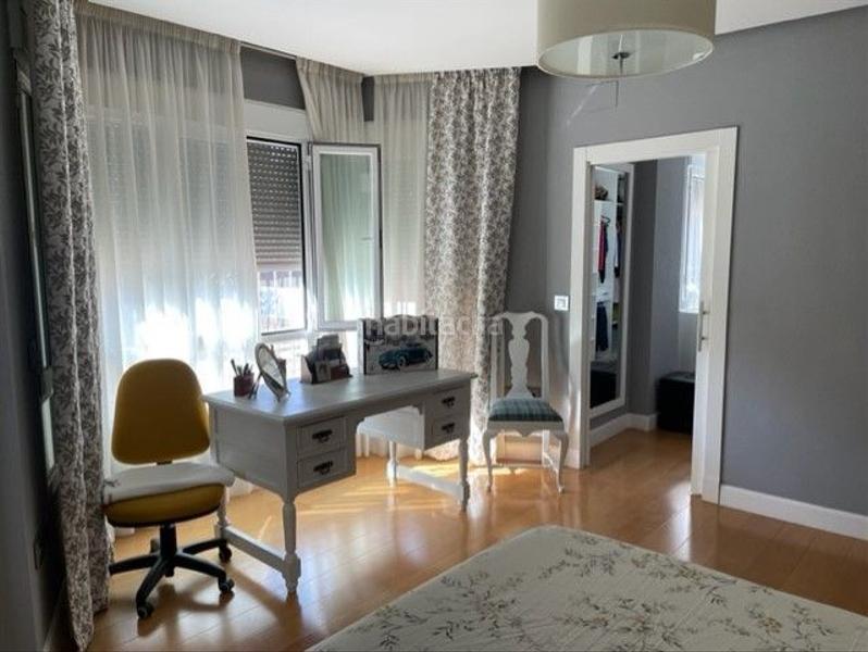 Foto 1c96c544-7b2b-4ff2-a56c-71b491131684. Haus mit heizung pool in Zona Hospital Linares