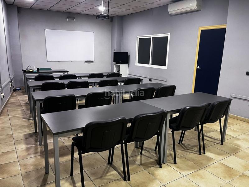 Foto 27d5c929-e0d2-440a-b1b5-59f21f7bb5c1. Affitto locale commerciale in Centro ciudad Linares