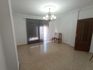 Pis en San Gonzalo. Piso de tres dormitorios en calle beda.