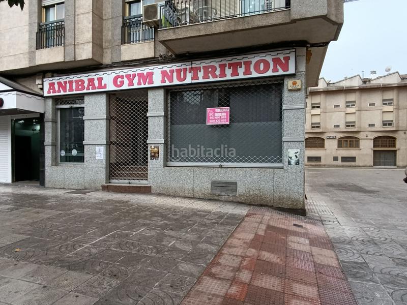 Foto 42b8b4d7-a7ad-4ef8-8e2f-815111765eb5. Alquiler local comercial local en plaza aníbal e himilce en Linares