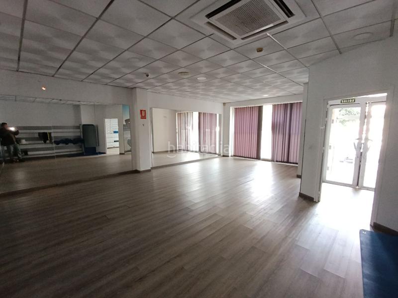 Foto e9a52b0f-96e9-4b5e-bac8-74d6956ed9b1. Alquiler local comercial local en plaza aníbal e himilce en Linares