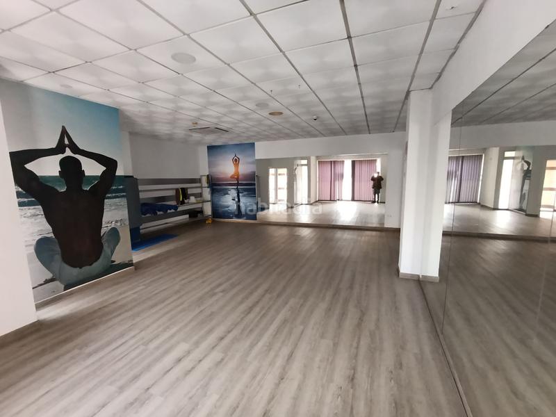 Foto ffb584e3-cc66-4324-a5dd-6d9c13e96a4b. Alquiler local comercial local en plaza aníbal e himilce en Linares