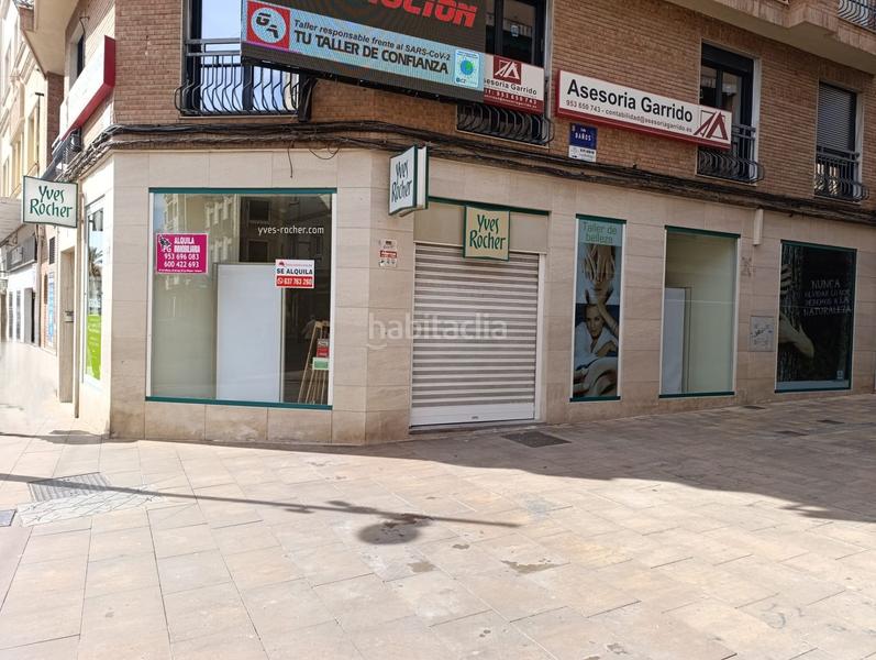 Foto a14c3fa2-4814-45ed-bac8-bf25449a42dc. Lloguer local comercial a Centro ciudad Linares
