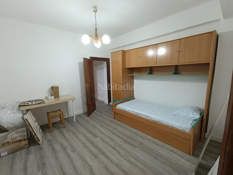 Foto 130e24f4-2c4d-405b-a909-55fbadc70d01. Rent flat with heating in Linarejos Linares