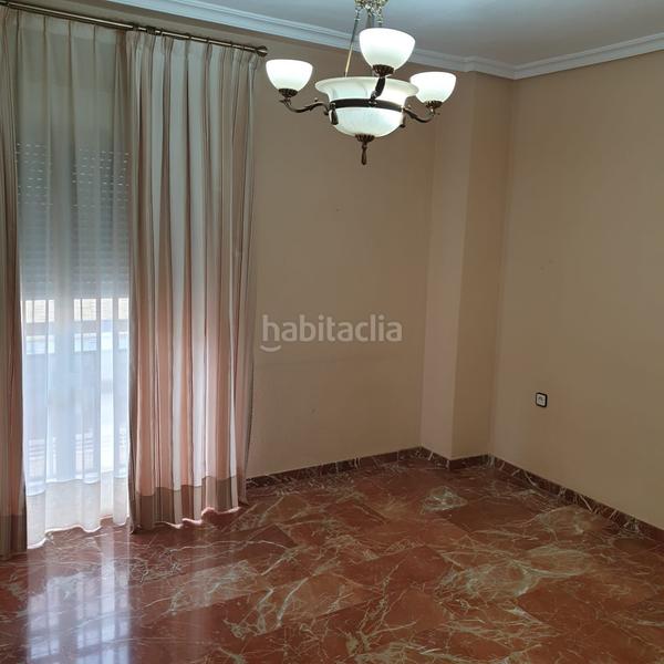 Foto edced8ce-8ef5-496f-a467-7ff8dedd1cc9. Pis amb calefacció a Linarejos Linares