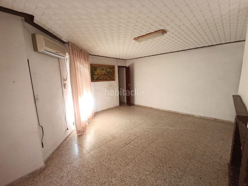 Foto 81aba5f9-6668-4a0a-9e5b-f1cb74191626. Casa adossada amb aparcament a Arrayanes Linares
