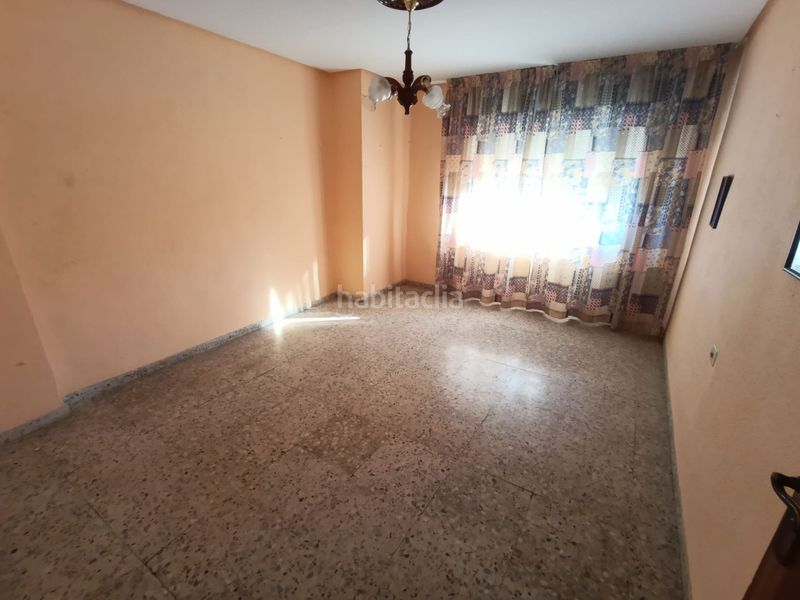 Foto c2399226-0bd3-42d3-b041-f4abe776d593. Casa adossada amb aparcament a Arrayanes Linares