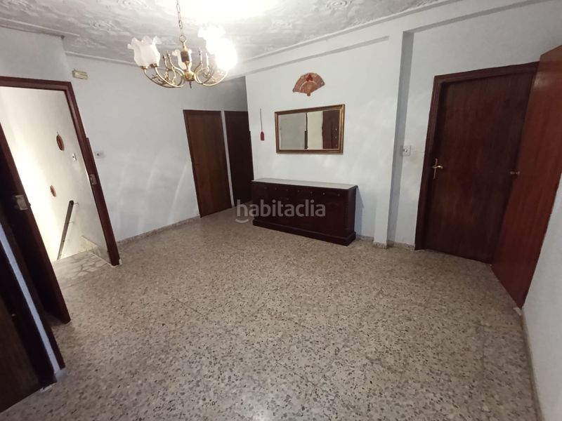 Foto c8ed230c-c1ca-40b2-8679-b08a1405940e. Casa adossada amb aparcament a Arrayanes Linares