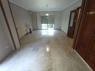 Appartamento in Zona Hospital. Piso de dos dormitorios,  con posibilidad de ampliar a  cuatro d