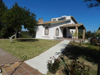 Terreny residencial a Guarromán. 10.500 metros de terreno, casa con piscina