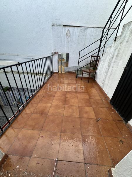 Foto 7951efd9-3daa-4586-ad4f-e32374ffb387. Casa amb calefacció a Linarejos Linares