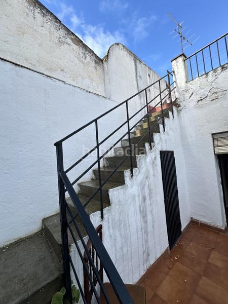 Foto adaedfb3-e61d-42ff-87f7-60c576ed91a9. Casa amb calefacció a Linarejos Linares