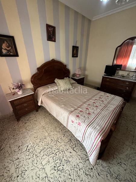 Foto d9ee931b-0819-430f-9ca4-e3bb8c8521e1. Casa amb calefacció a Linarejos Linares