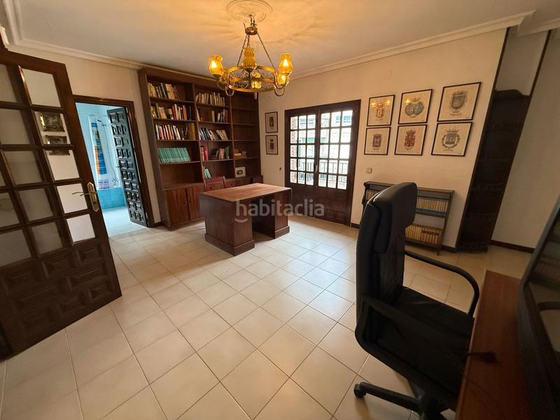 Foto 2fb93b31-9abf-4788-aa13-ccf3ad71c486. Casa magnifica casa con piscina privada en Linarejos Linares