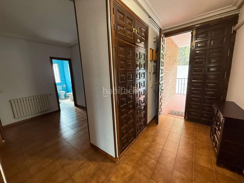 Foto 4671b3f8-5c75-41b9-8a30-0c9e76c792de. Casa magnifica casa con piscina privada en Linarejos Linares