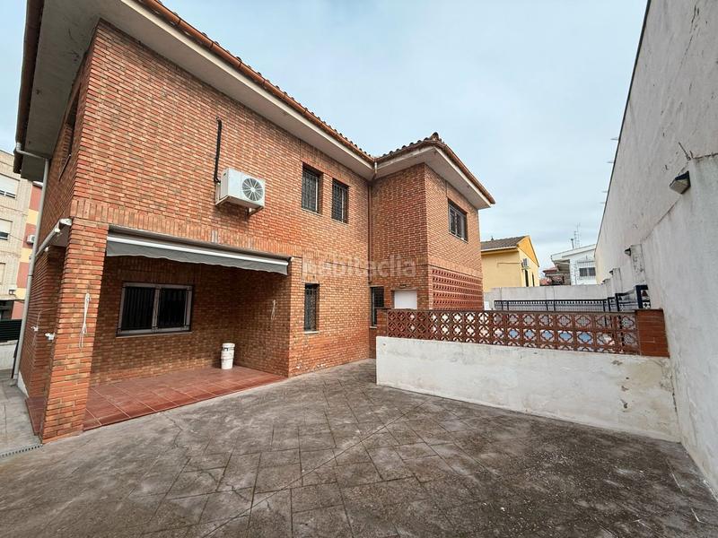 Foto 8d60bdb7-613a-489c-853d-94f5f24cc82e. Casa magnifica casa con piscina privada en Linarejos Linares