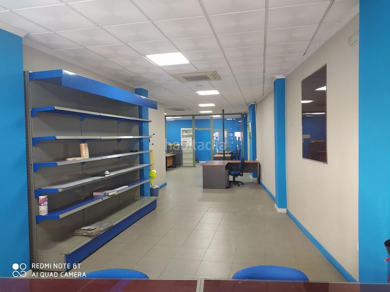 Foto 0e952d6a-5c6a-4df0-a160-d2fd6ad3b68c. Alquiler local comercial local terminadfo y preparado para oficinas o similares. en Linares
