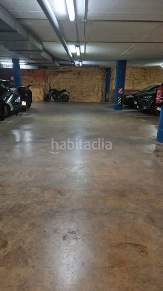 Foto 24a0465b-b21a-4f22-94ce-f0753a14e381. Aparcament cotxe a Sants-Badal Barcelona