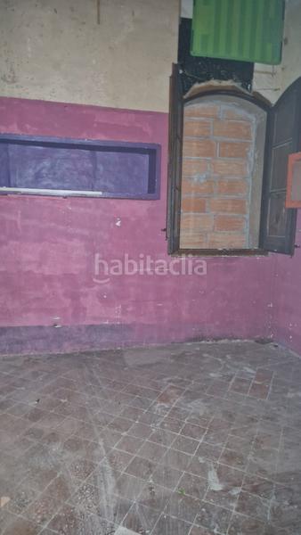 Foto debe16a6-78f9-41c1-a7db-23c3643923a6. Terreno residencial en carrer de montevideo 2 solar para viviendas en Sant Boi de Llobregat