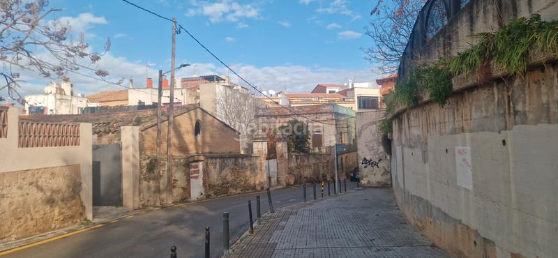 Foto eefa5500-9840-410a-8f12-790be528afe4. Terreno residencial en carrer de montevideo 2 solar para viviendas en Sant Boi de Llobregat