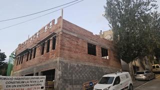 Casa aparellada a Carrer jacint verdaguer 15. La casa de tus sueos, aqui