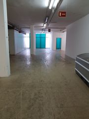 Lloguer Local Comercial a Vinyets-Molí Vell. Super local