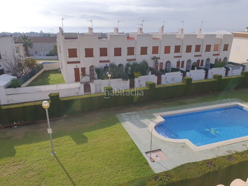 Foto 5f55ad0b-b2ce-41bb-99c3-c669661a9b35. Casa aparellada amb xemeneia calefacció piscina a Vendrell (El)