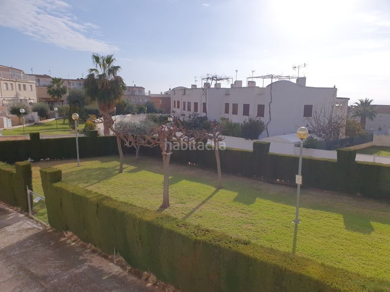 Foto bc5e72b3-8585-40c4-864b-743e07186056. Casa aparellada amb xemeneia calefacció piscina a Vendrell (El)